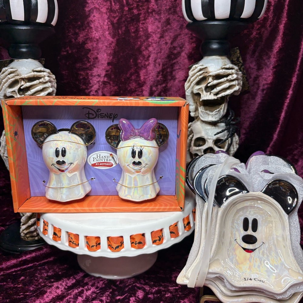 Disney Halloween Mickey&Minnie Mouse Iridescent Ghost Salt Pepper-Measuring Cups